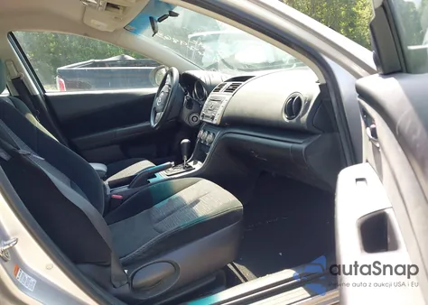 2010 Mazda Mazda6 I Sport z USA, uszkodzony, nr VIN 1YVHZ8BH8A5M54764